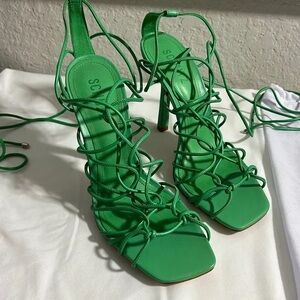 SCHUTZ Vibrant Green Lace-Up Heels